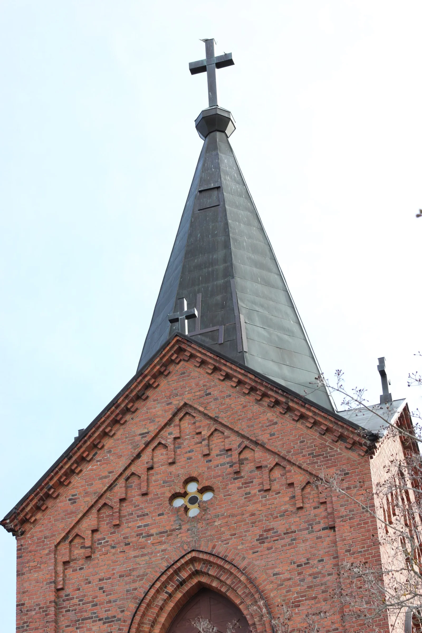 Asiantuntijatehtävät — Hauhon kirkko